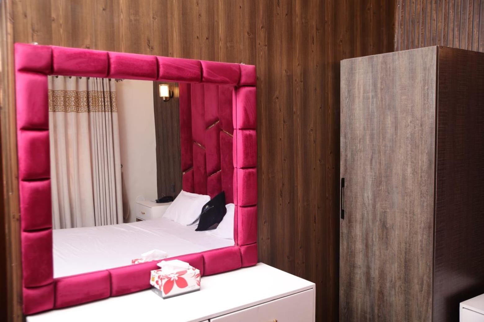 איסלמאבד Elite Elegance Inn Isb מראה חיצוני תמונה